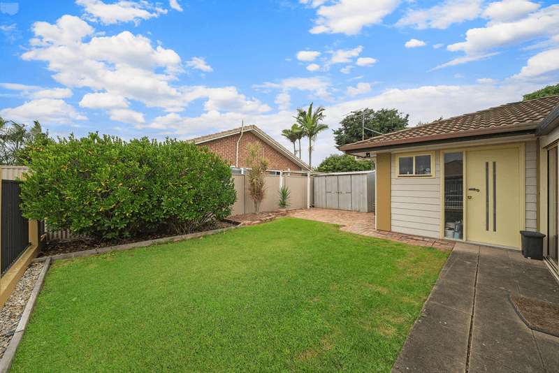 92 Arnica Crescent, BALD HILLS, QLD 4036