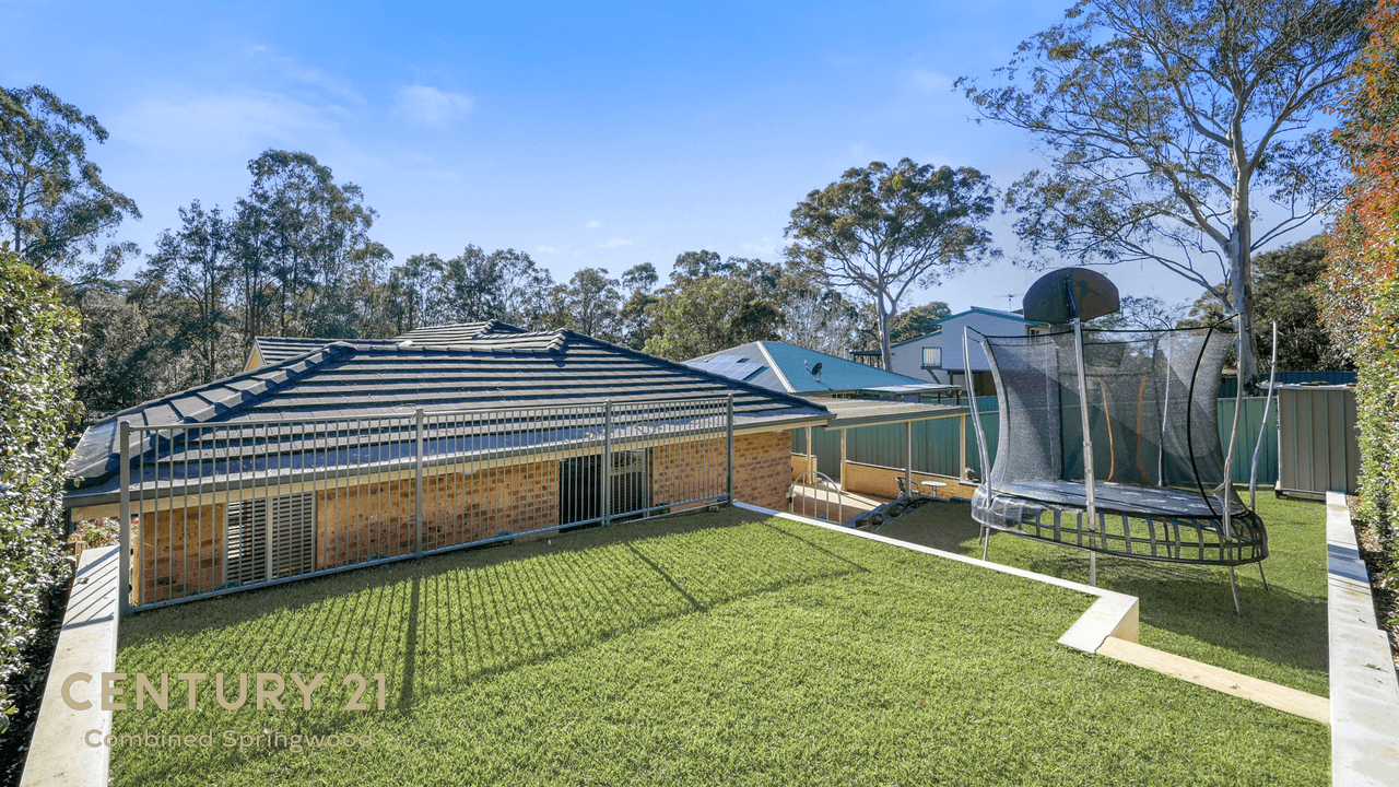 44 Roberts Parade, Hawkesbury Heights, NSW 2777