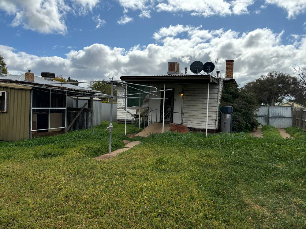 210 Woods Street, DONALD, VIC 3480