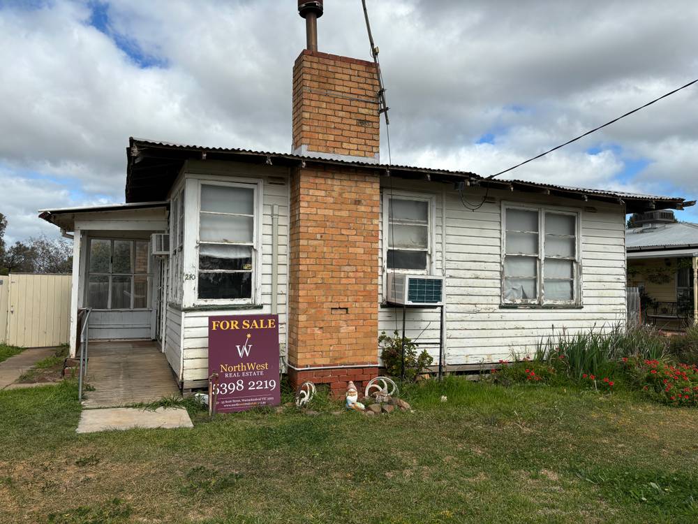210 Woods Street, DONALD, VIC 3480