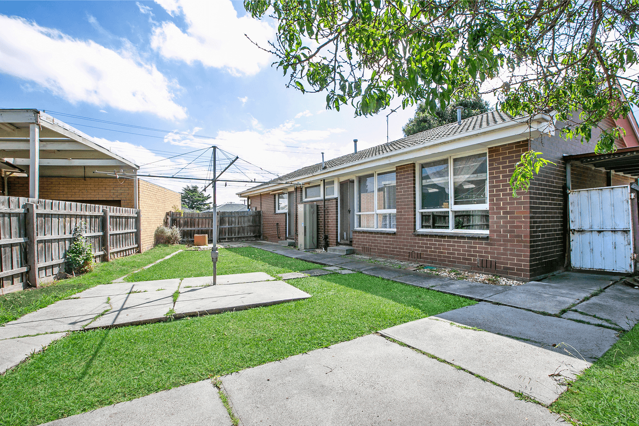 8 Hazel Avenue, THOMASTOWN, VIC 3074