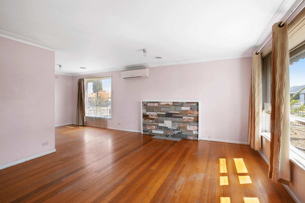 8 Hazel Avenue, THOMASTOWN, VIC 3074