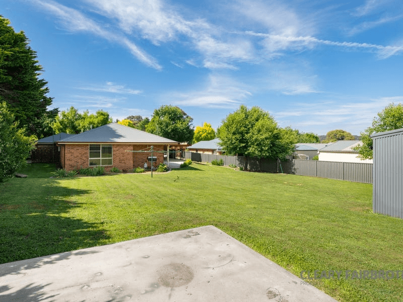 15 Tarana Crescent, Oberon, NSW 2787