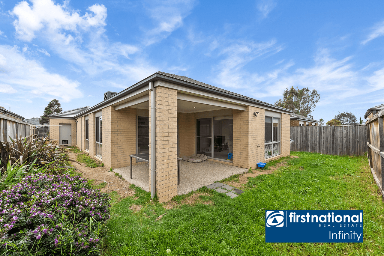 8 Lukis Avenue, Williams Landing, VIC 3027