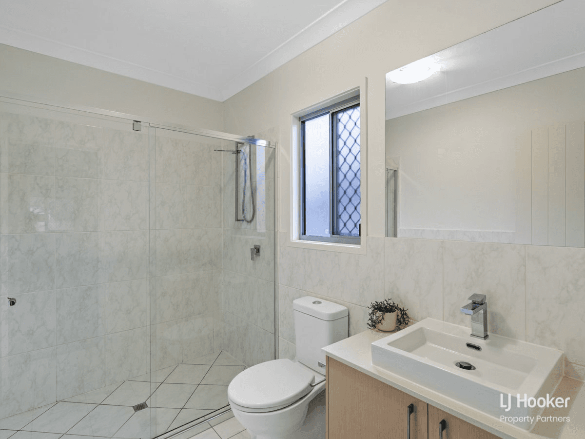 245 Lister Street, SUNNYBANK, QLD 4109