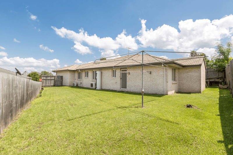 8 MCCUBBIN COURT, GOODNA, QLD 4300