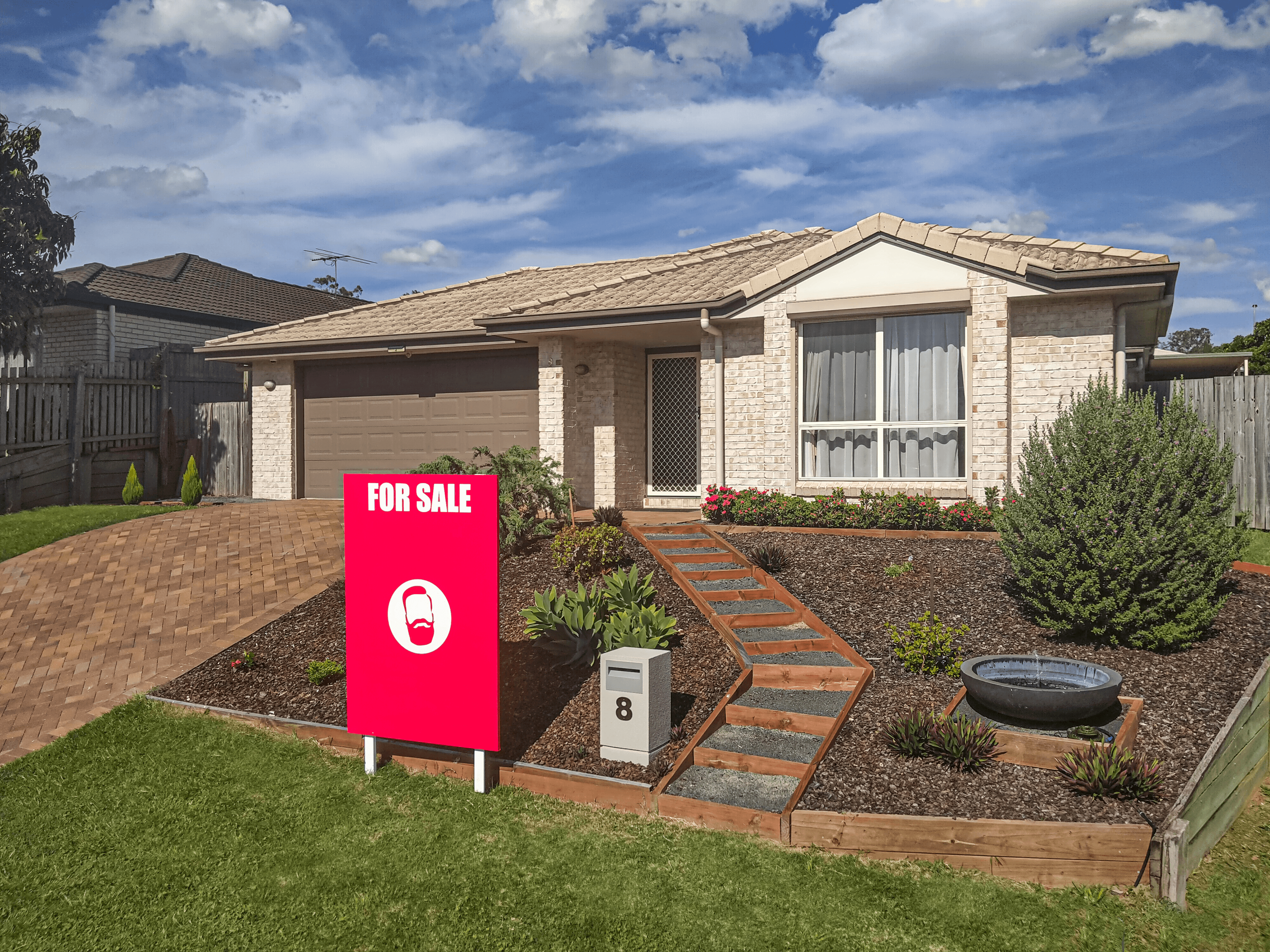 8 MCCUBBIN COURT, GOODNA, QLD 4300