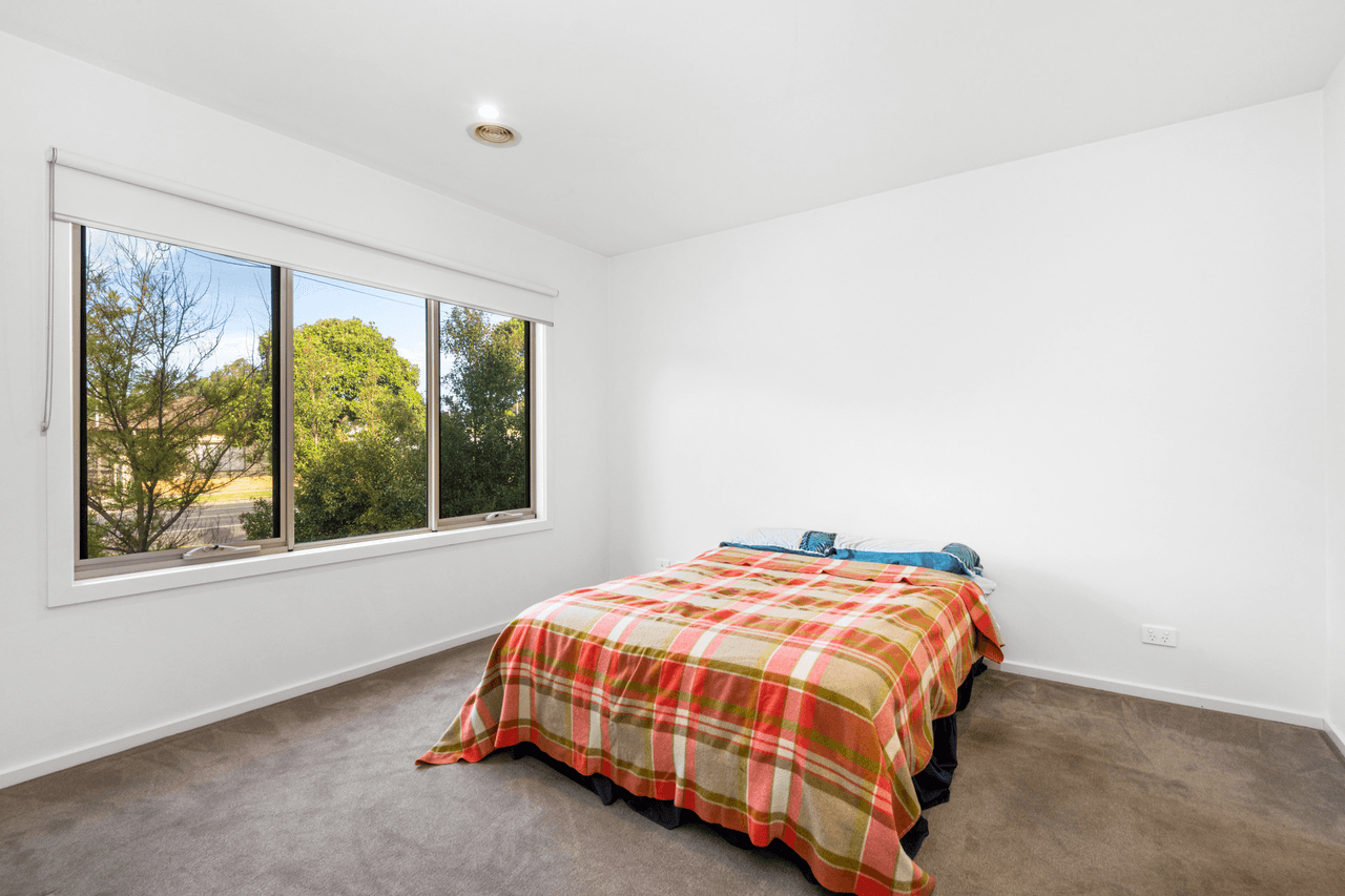 12A Vines Road, Hamlyn Heights, VIC 3215