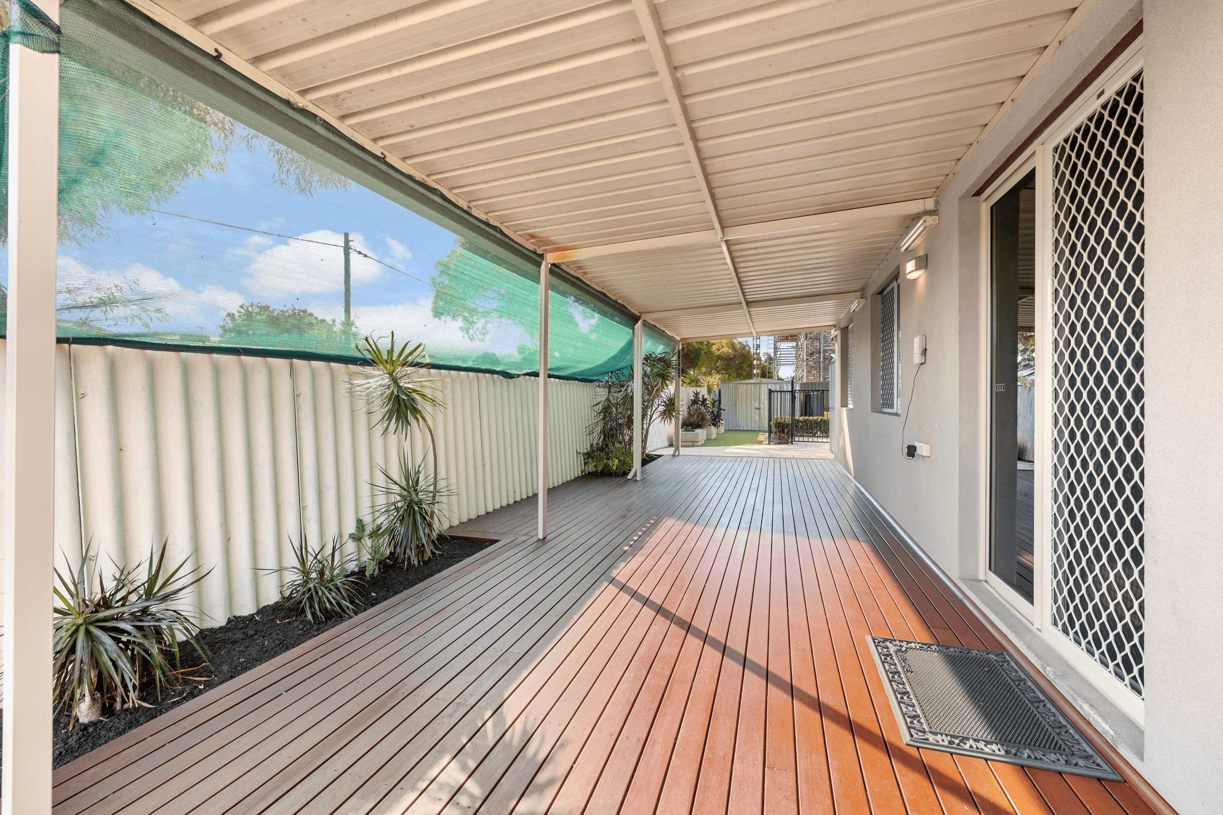 132 Treasure Road, QUEENS PARK, WA 6107