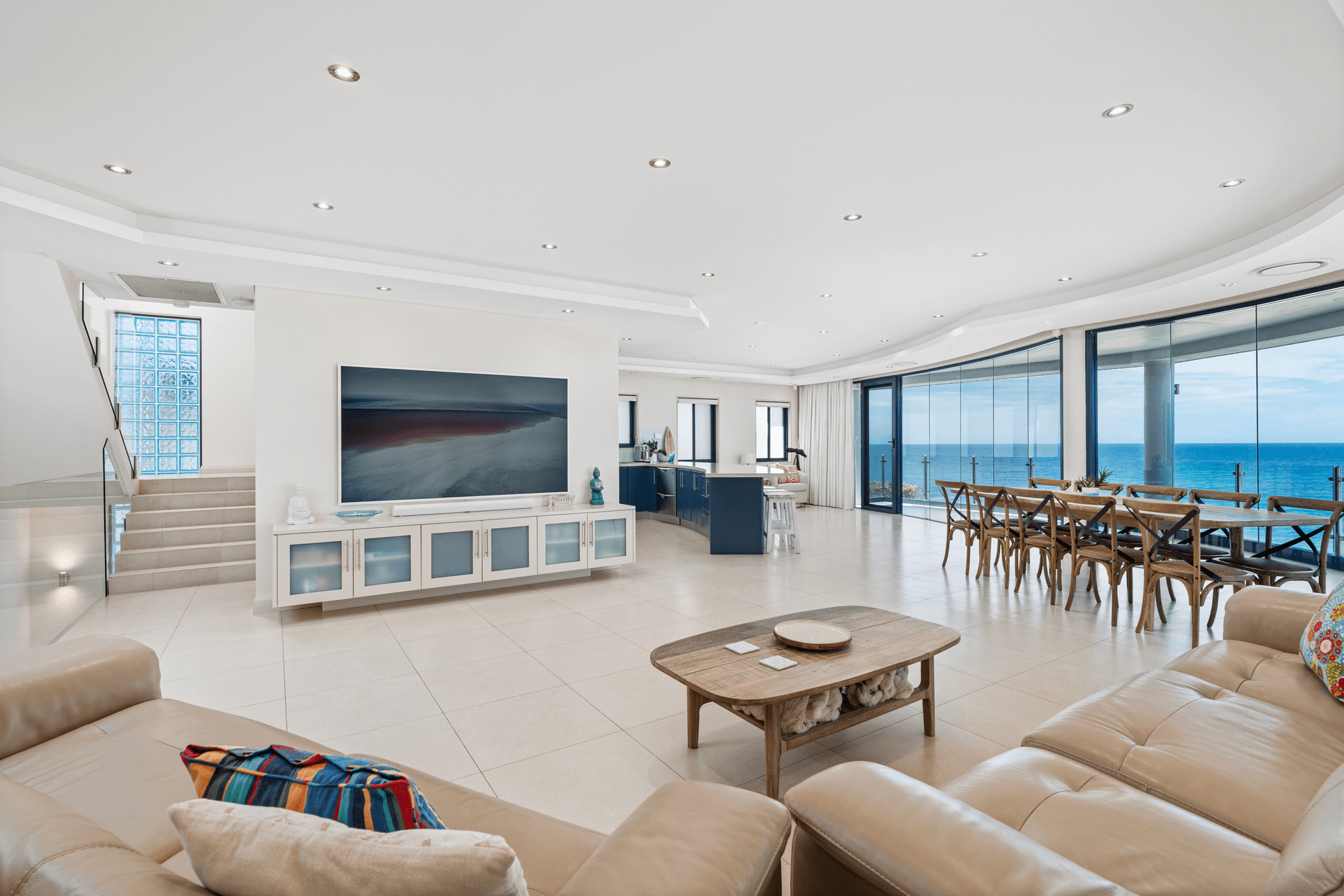 8 South Scenic Road, Forresters Beach, NSW 2260