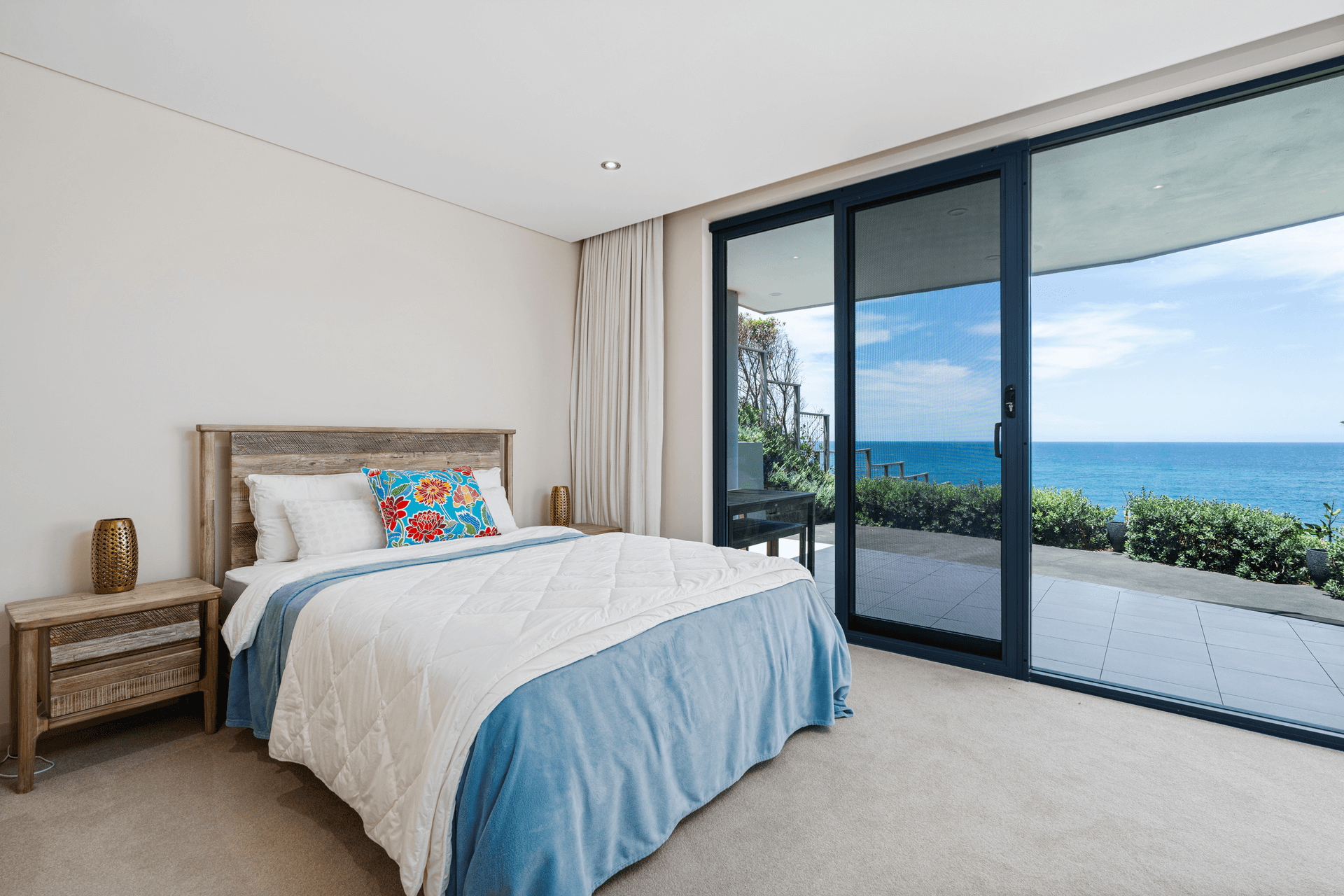 8 South Scenic Road, Forresters Beach, NSW 2260