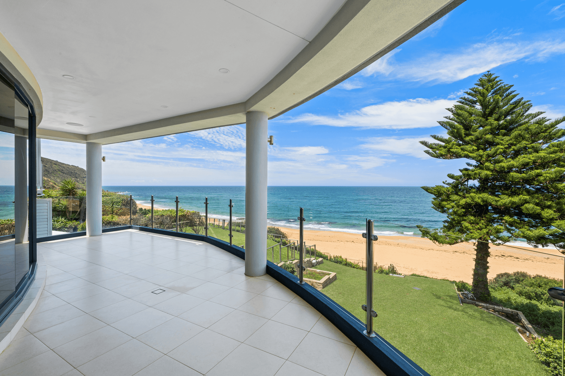 8 South Scenic Road, Forresters Beach, NSW 2260