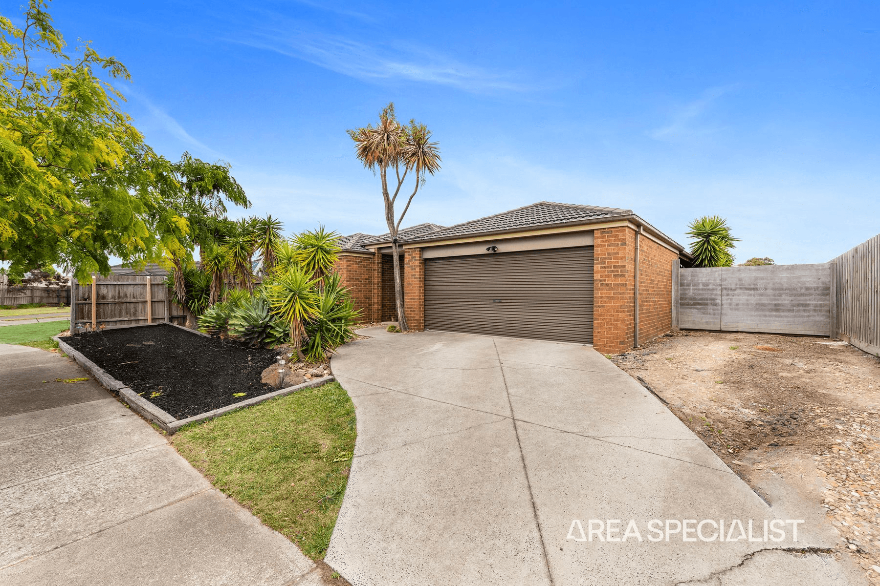 17 Thornbill Circuit, Pakenham, VIC 3810