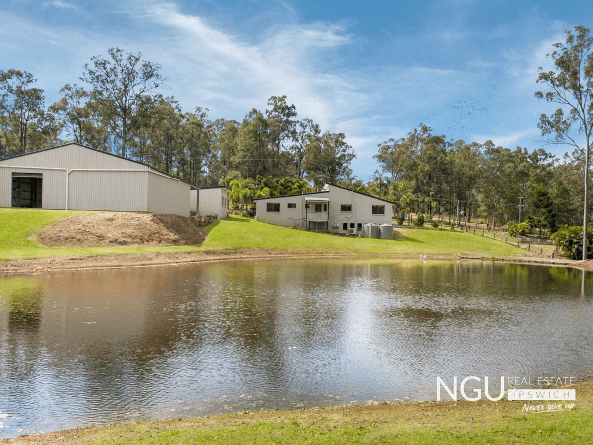 36-38 Velvet Street, Pine Mountain, QLD 4306