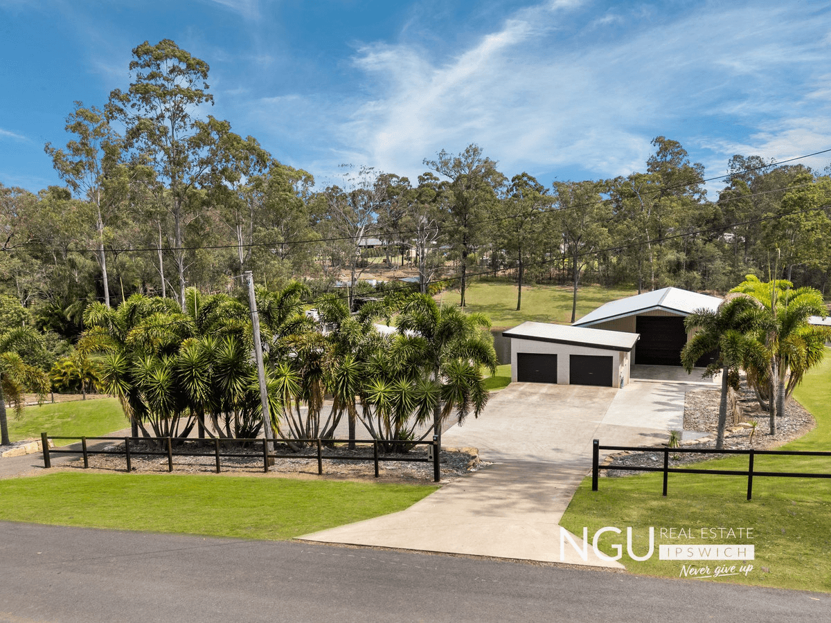 36-38 Velvet Street, Pine Mountain, QLD 4306