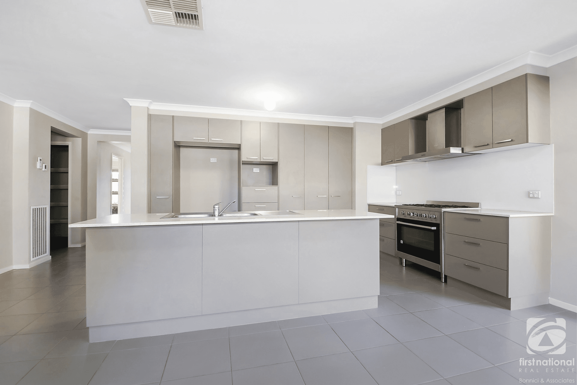 168 Rivergum Drive, East Albury, NSW 2640