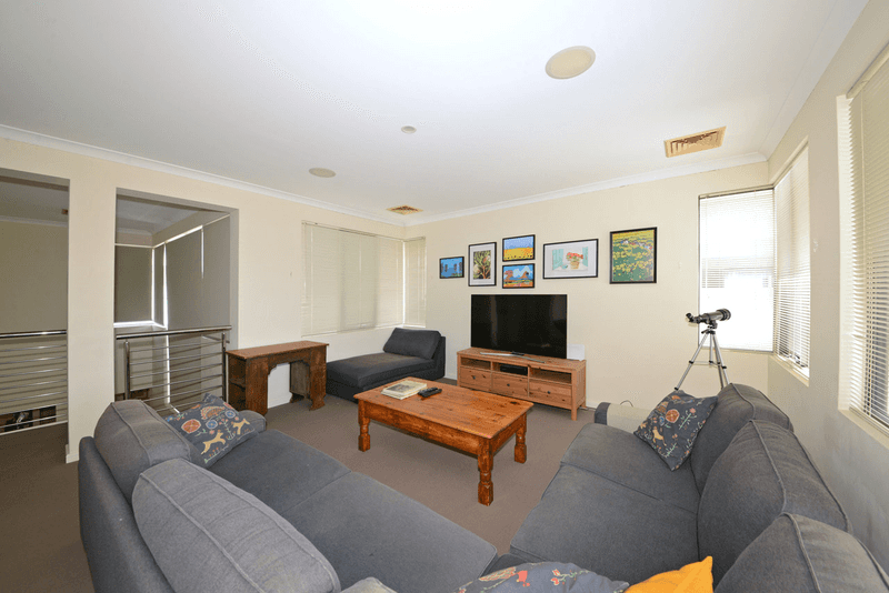 15 Swansea Promenade, Mindarie, WA 6030