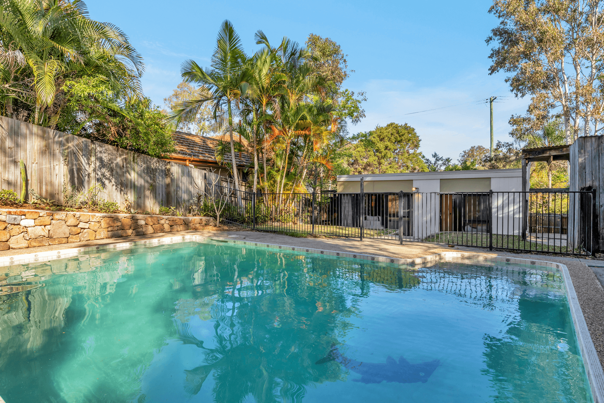 681 Moggill Road, CHAPEL HILL, QLD 4069