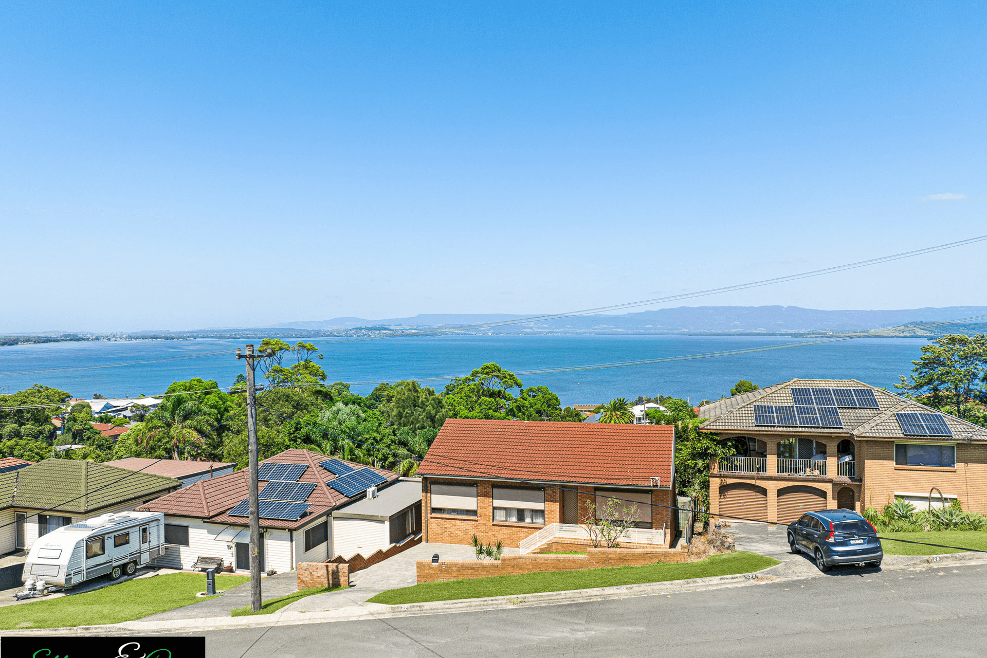 9 Buena Vista Avenue, Lake Heights, NSW 2502