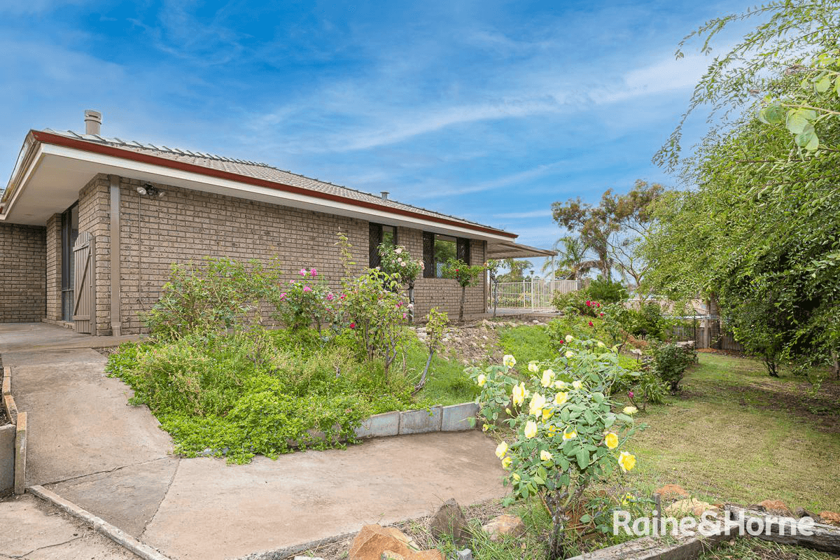 9 Coote Place, USHER, WA 6230