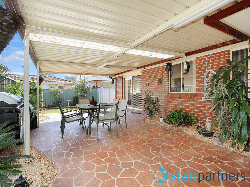 18 Gilgandra Road, HOXTON PARK, NSW 2171