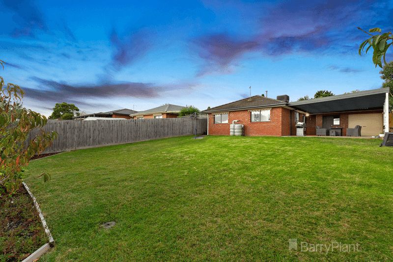 2 Feldspar Court, Narre Warren, VIC 3805