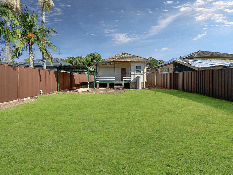 5 Iris Avenue, RIVERWOOD, NSW 2210