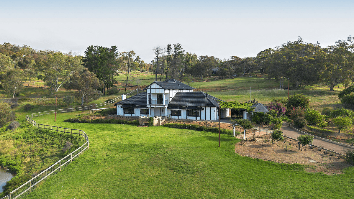 149 Carradine Road, Bedfordale, WA 6112