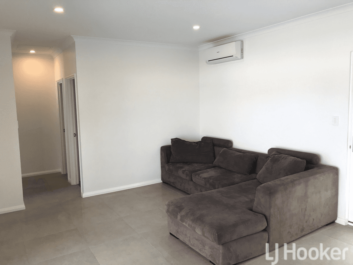 8/10 Day Road, MANDURAH, WA 6210