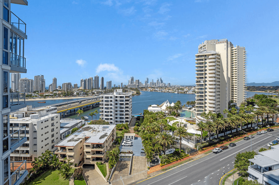 1301/4 Como Crescent, SOUTHPORT, QLD 4215