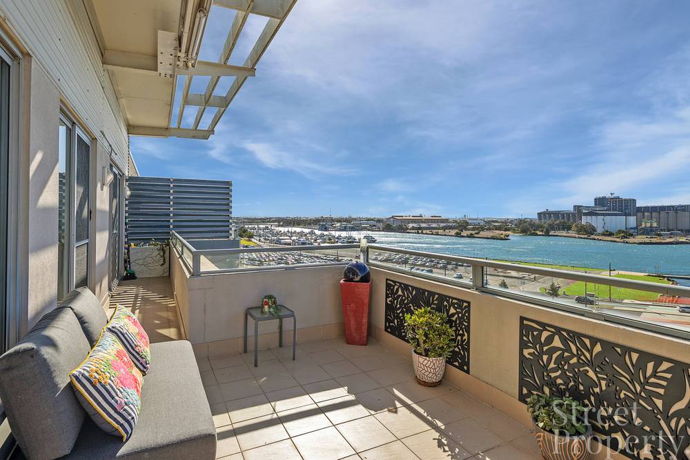 902/25 Bellevue Street, Newcastle West, NSW 2302