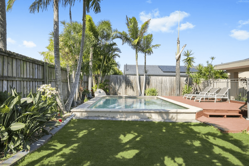 10 Firmin Court, Mermaid Waters, QLD 4218