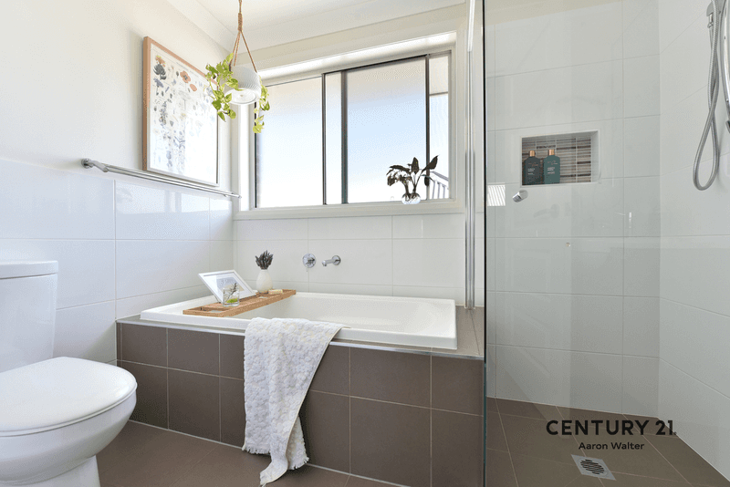 10A Bryant Street, Tighes Hill, NSW 2297