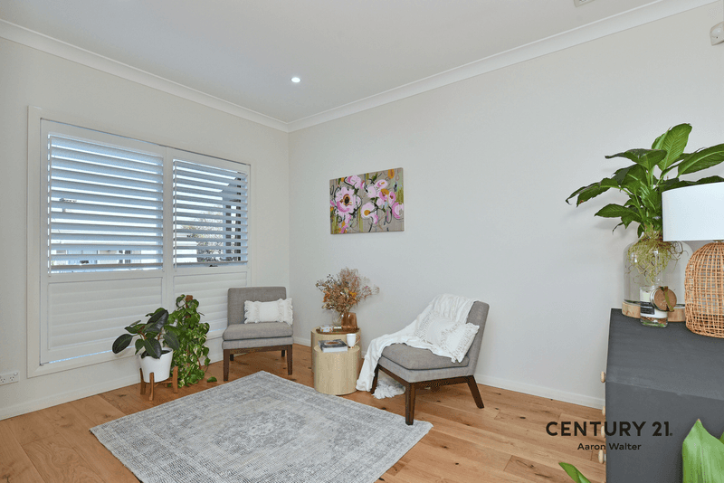 10A Bryant Street, Tighes Hill, NSW 2297