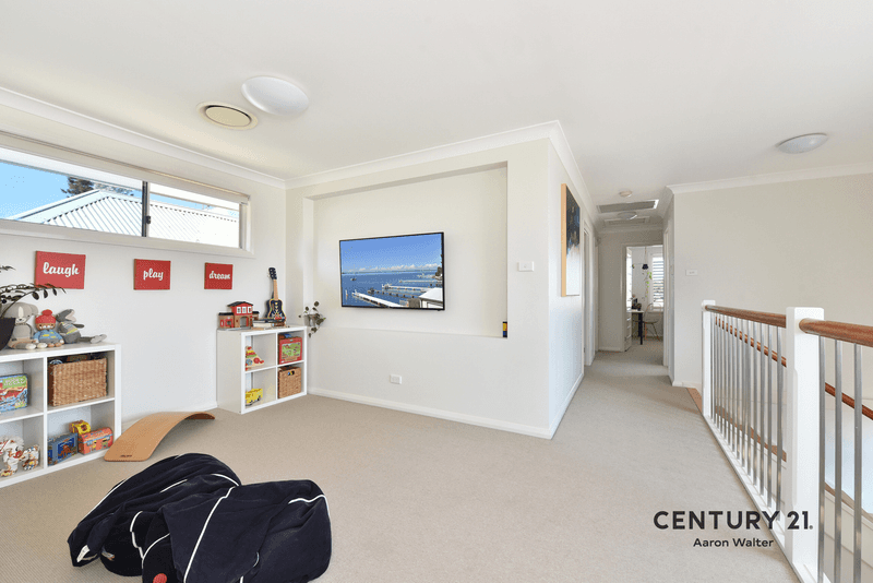 10A Bryant Street, Tighes Hill, NSW 2297