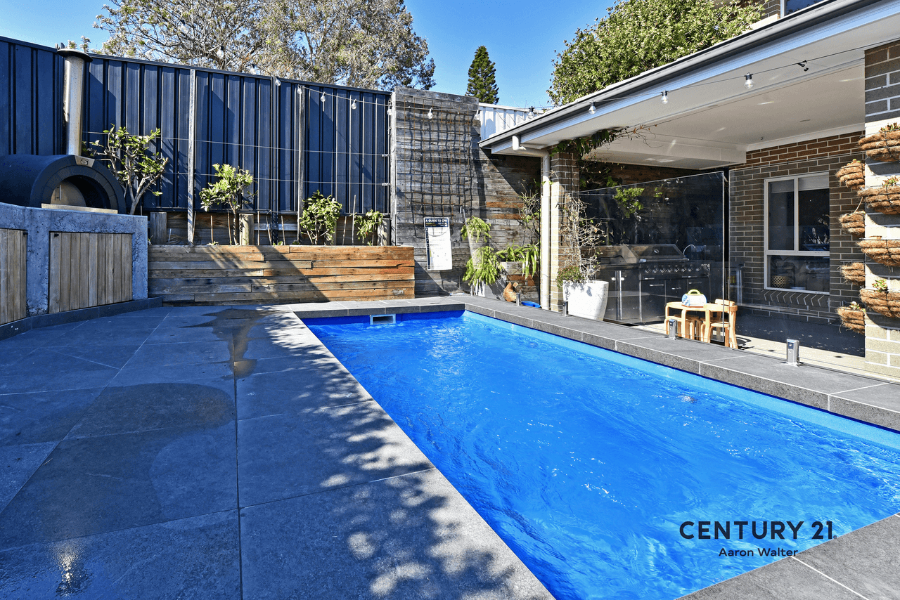 10A Bryant Street, Tighes Hill, NSW 2297