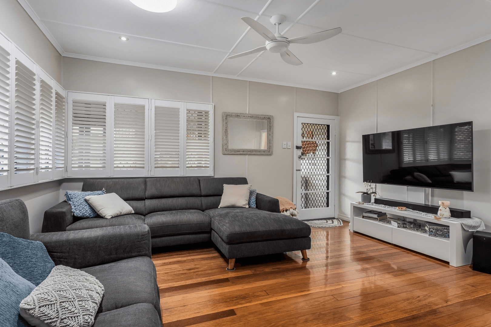 2 Hume Street, WOODEND, QLD 4305