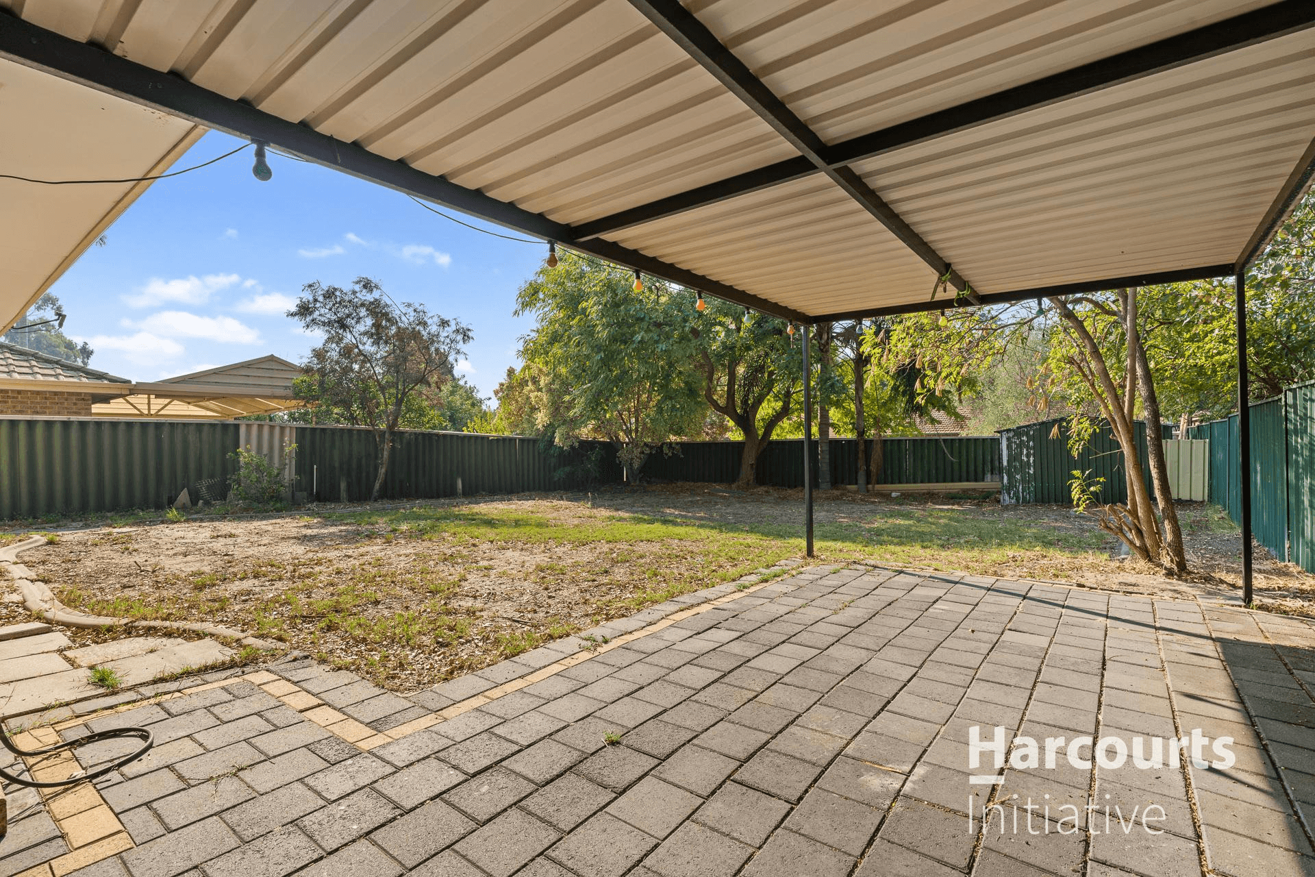 24 Moss Street, HUNTINGDALE, WA 6110