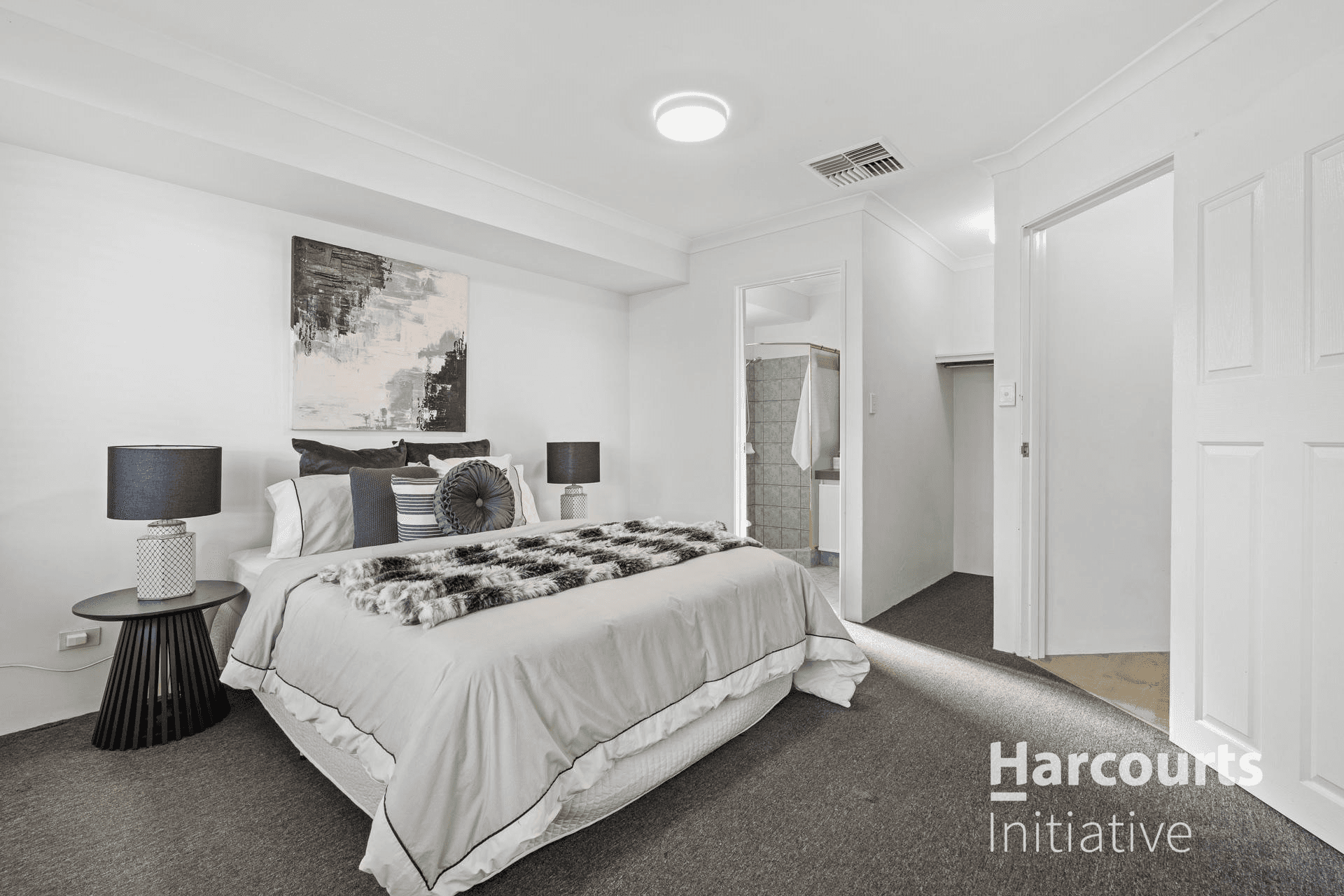 24 Moss Street, HUNTINGDALE, WA 6110