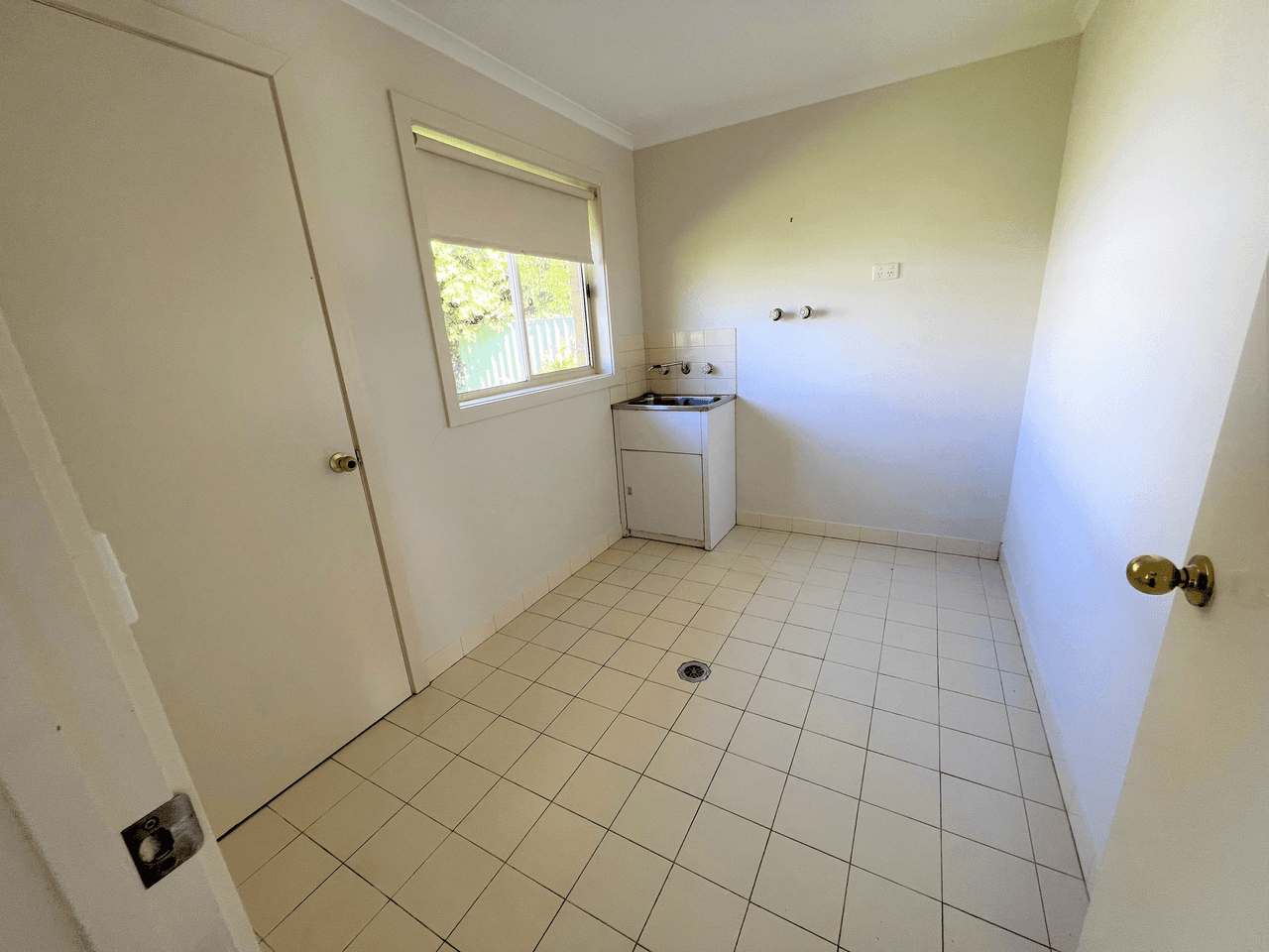 Unit 1 and 2/448 Cressy Street, DENILIQUIN, NSW 2710