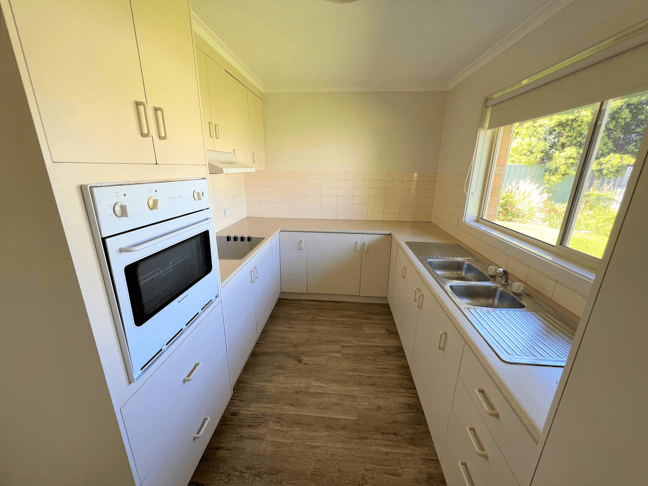 Unit 1 and 2/448 Cressy Street, DENILIQUIN, NSW 2710
