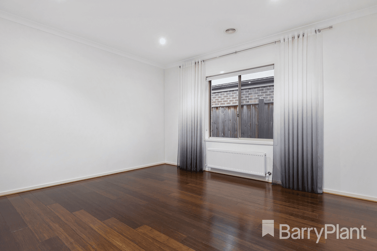 16 Glenfern Street, Keysborough, VIC 3173