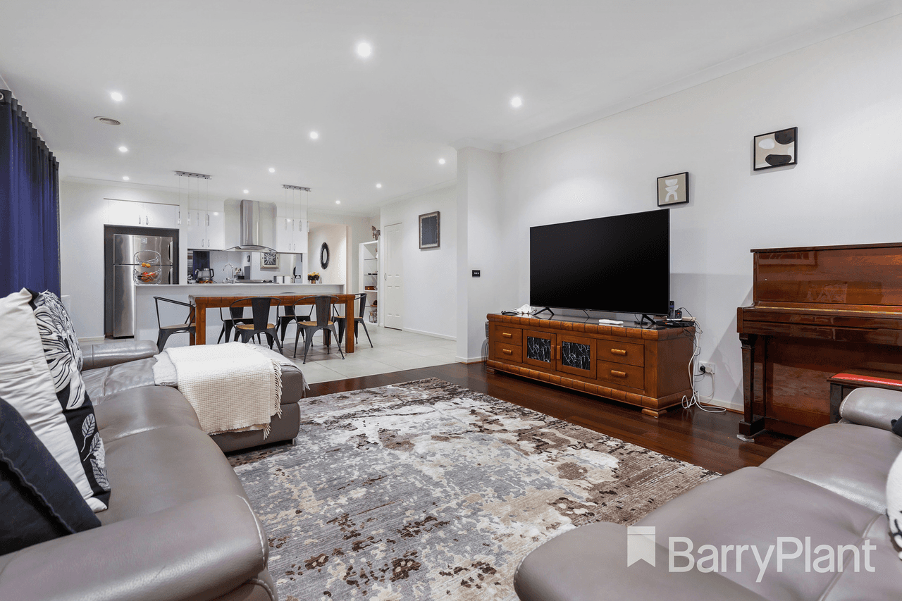 16 Glenfern Street, Keysborough, VIC 3173