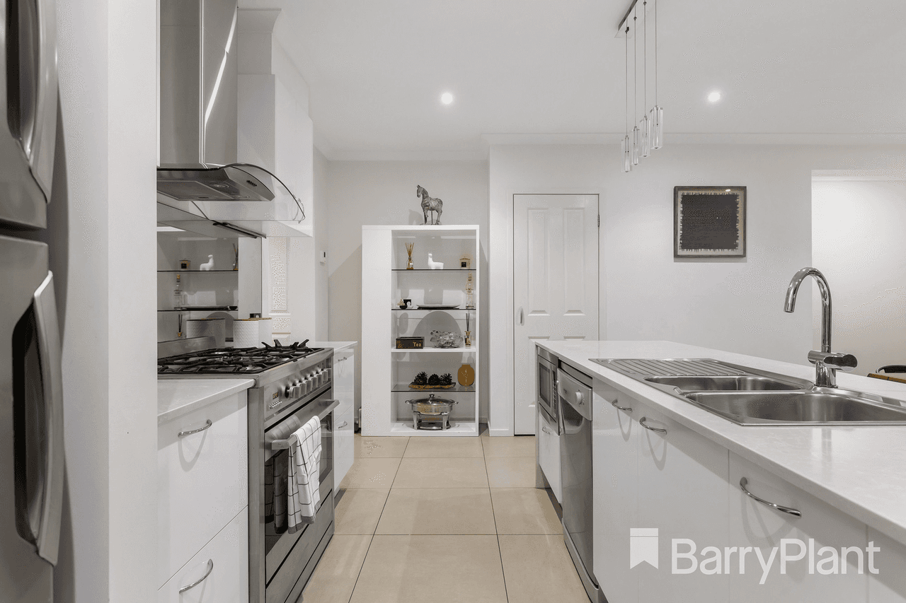 16 Glenfern Street, Keysborough, VIC 3173