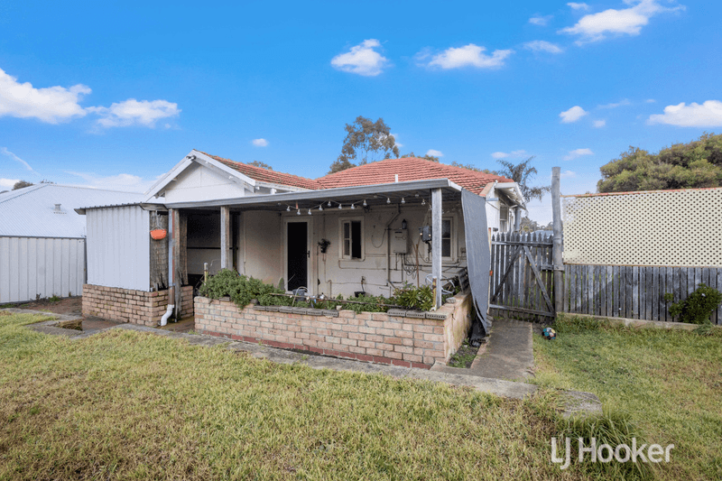 33 Evans Street, Collie, WA 6225