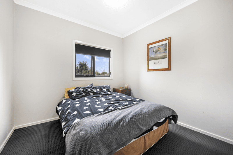 33 Sable Circuit, OFFICER, VIC 3809