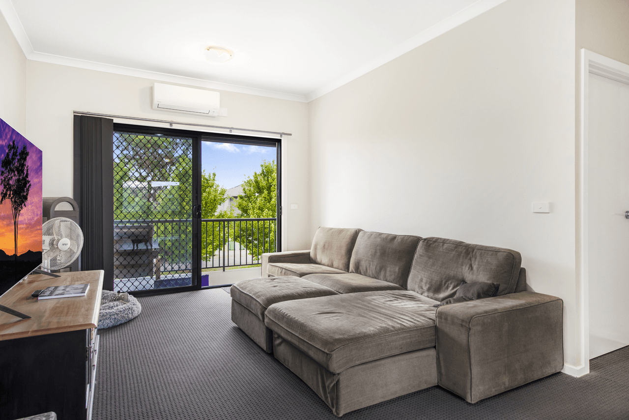 33 Sable Circuit, OFFICER, VIC 3809