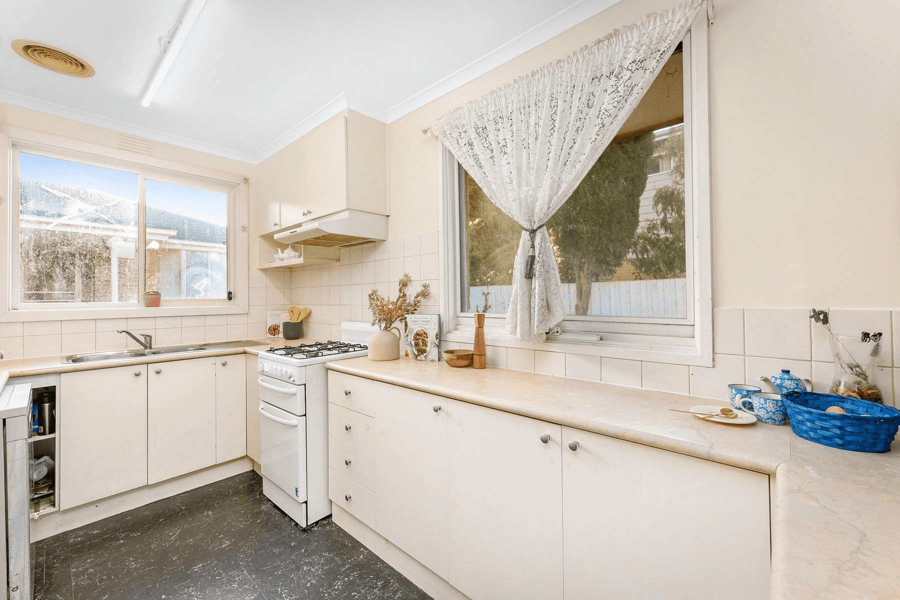 1/8 Woomera Avenue, KEYSBOROUGH, VIC 3173