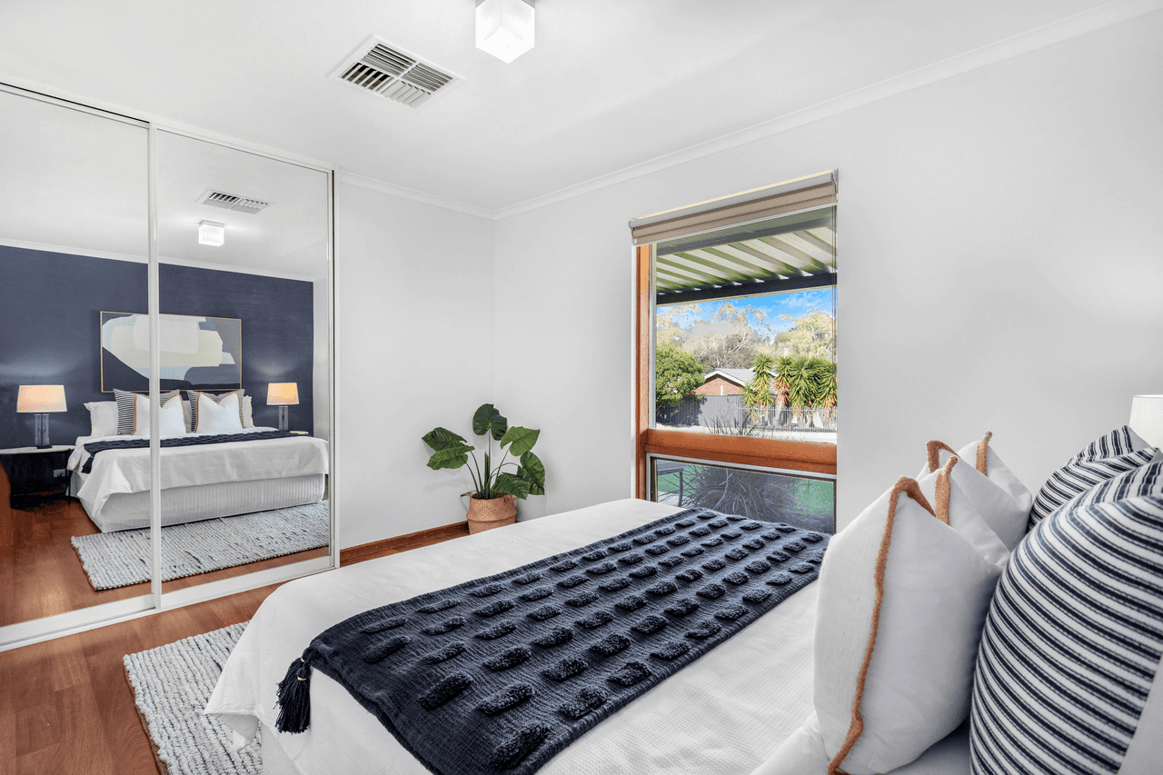 29 Allman Crescent, ABERFOYLE PARK, SA 5159