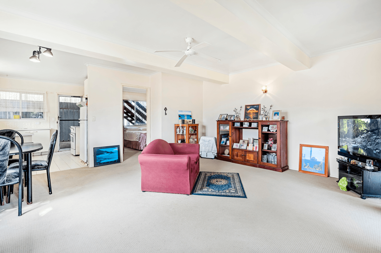 26 Tallebudgera Drive, PALM BEACH, QLD 4221